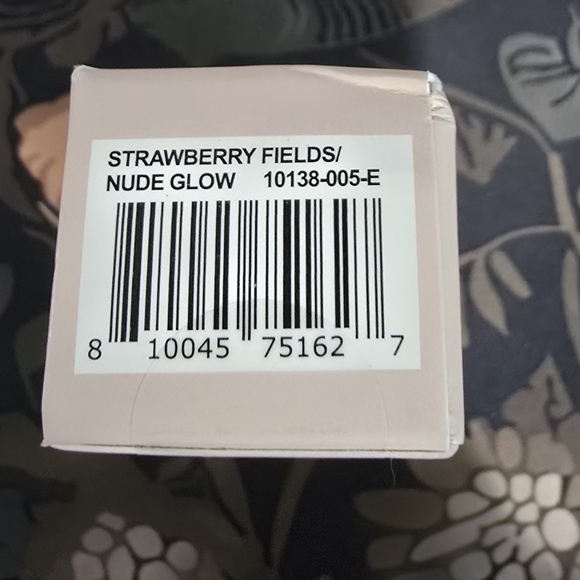 Wander Beauty On The Glow Blush and Illuminator Strawberry Fields 0.21oz New - Picture 4 of 8